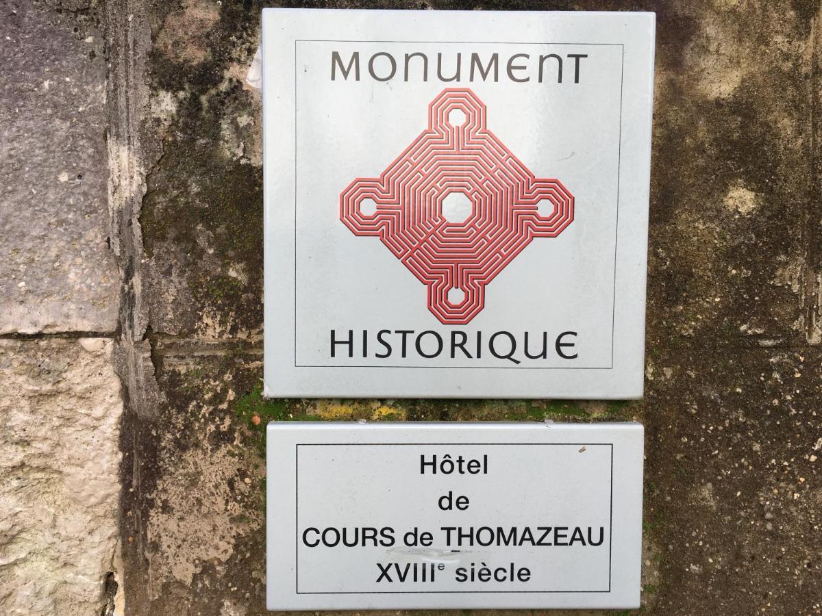 Cours De Thomazeau Bed and Breakfast Castillonnès Buitenkant foto