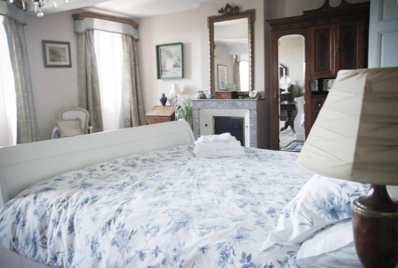 Cours De Thomazeau Bed and Breakfast Castillonnès Buitenkant foto